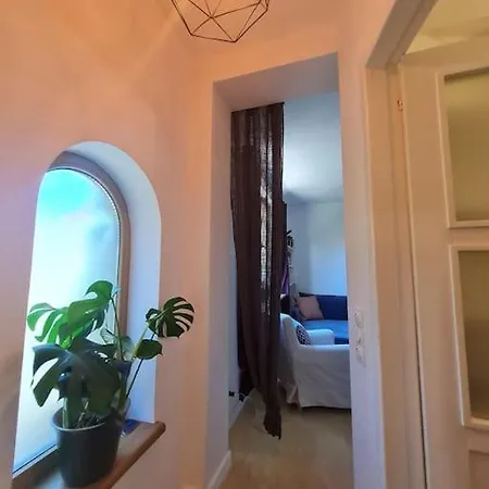 Apartment Independent In A With Garden *